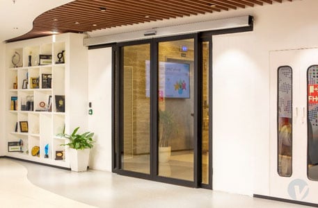 /System-engineered%20fire-rated%20glazing%20solutions%20for%20modern%20buildings