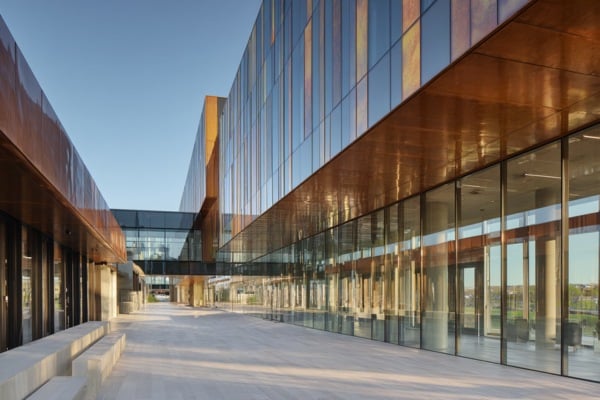 Dynamic Tinting of Smart Glass Preserves Natural Light and Views.