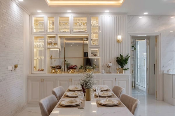 Glass and mirrored panels 