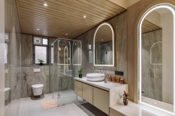 Juxtaposition of Materials with Mirrors and Glass. 