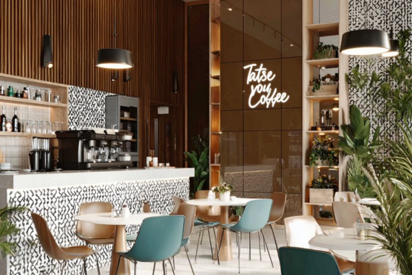 Led-Integrated Glass Walls