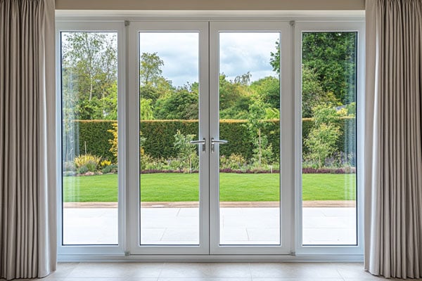 Smart-Glass-Solutions-for-Comfortable-Living-Environment