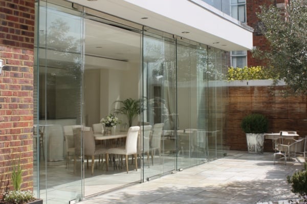 The tempering process in toughened glass