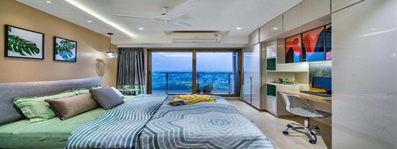 Penthouse in Chennai - clever use of glass