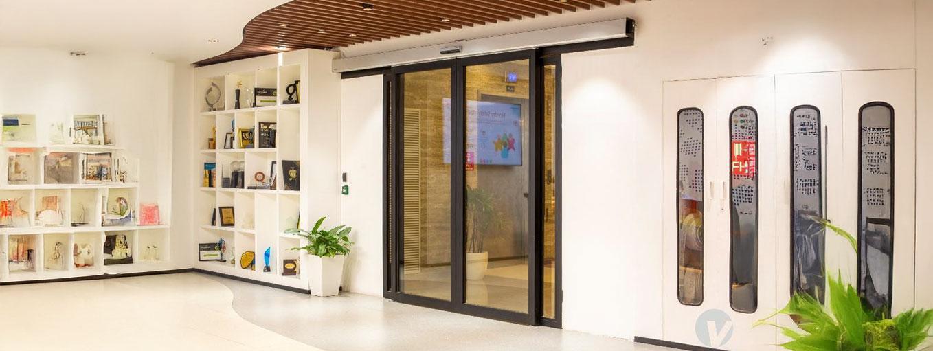 System-engineered fire-rated glazing solutions for modern buildings